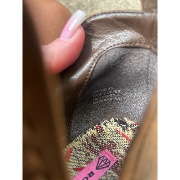 Rock & Candy Brown suede western ankle booties cutout side stacked heel SZ 6.5 - Picture 5 of 5